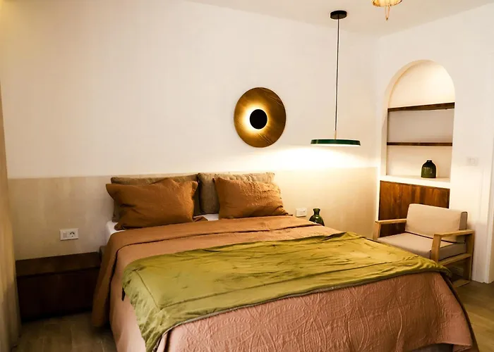 Datek\'S Apartments